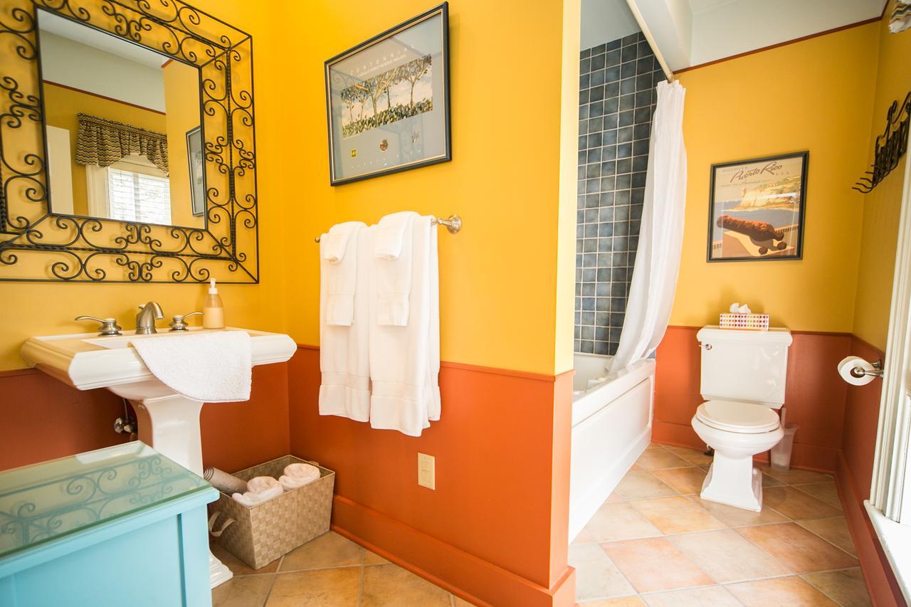 Hidden Garden Cottages & Suites Saugatuck Exterior photo
