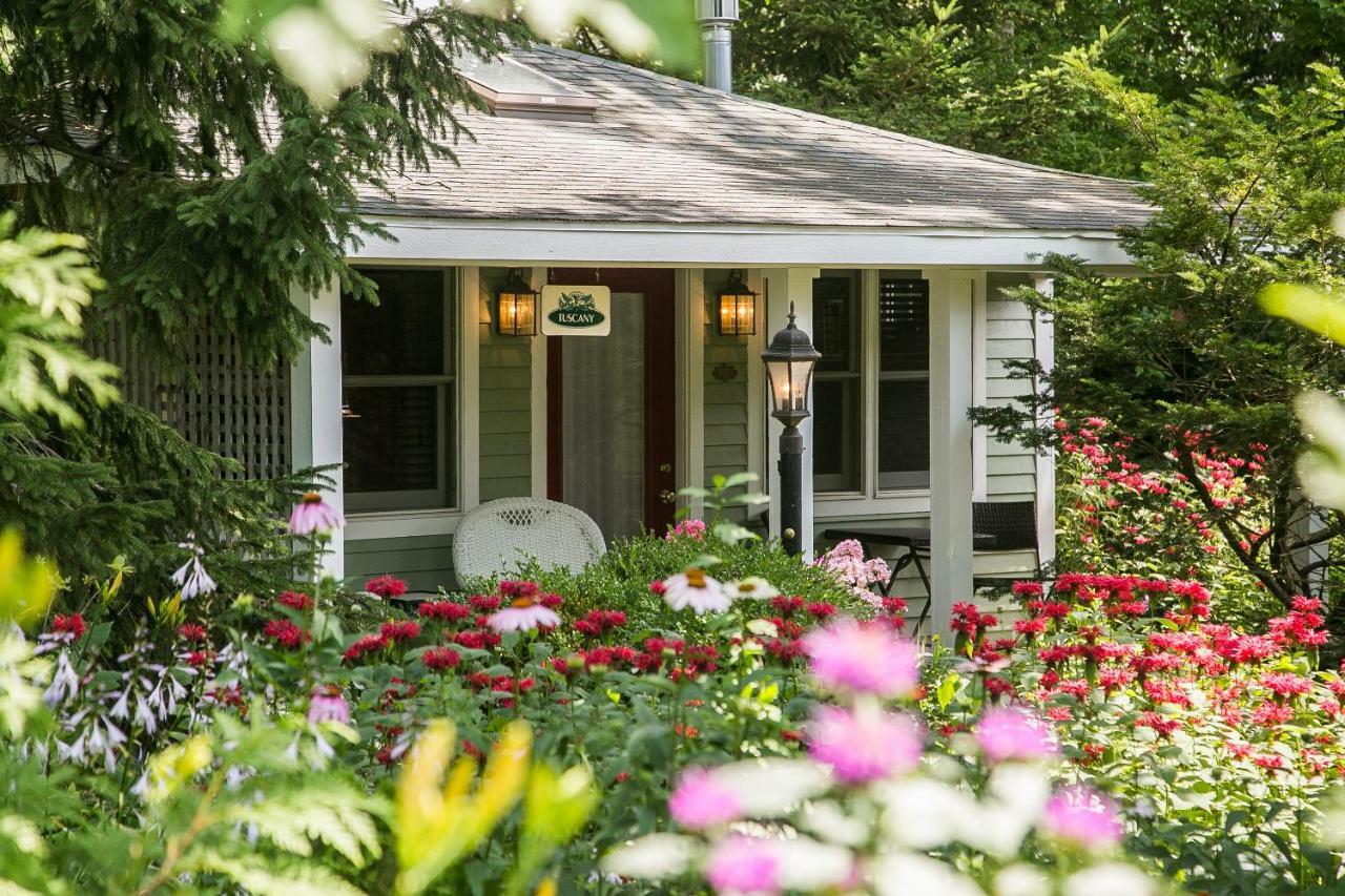 Hidden Garden Cottages & Suites Saugatuck Exterior photo